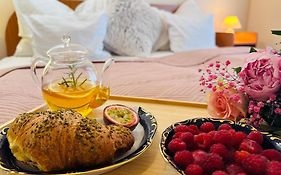 Cozy Garden Apartman